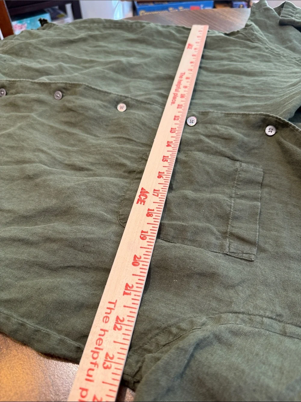 Banana Republic Relaxed Irish Linen Olive Green Short-Sleeve Button-Down Shirt L